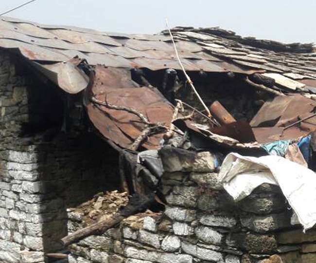 पिथौरागढ़ जिले में बारिश और ओलावृष्टि से हुआ नुकसान