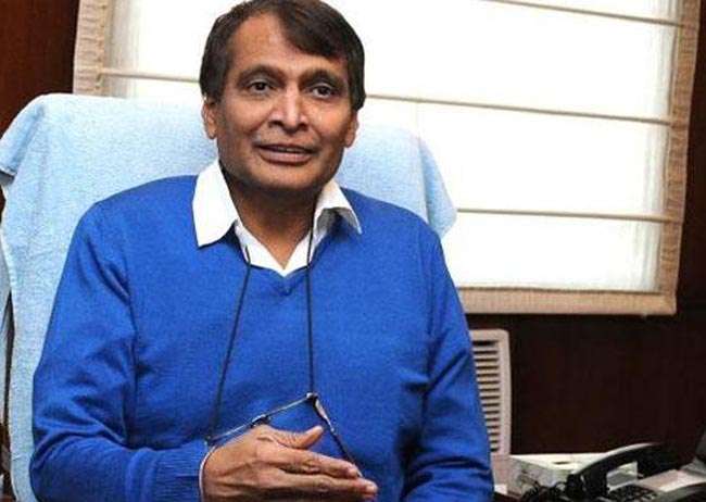 बिहार: केंद्रीय रेल मंत्री सुरेश प्रभु के खिलाफ कोर्ट में मुकदमा दर्ज
