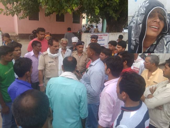 हाइवे पर ट्रक से कुचलकर आंगनबाड़ी सेविका की मौत