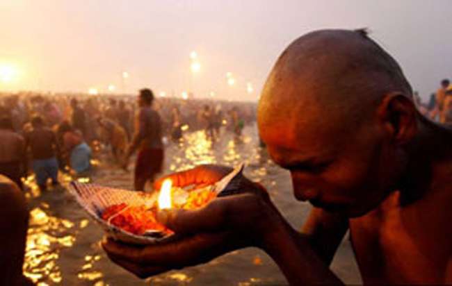 मौनी अमावस्या: मौन द्वारा हम चेतना का स्पर्श करते हैं