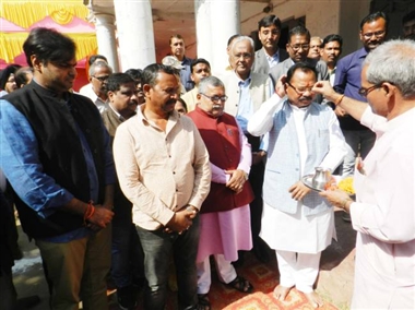 नए रंग रूप में दिखेगा चाईबासा का पिल्लई हॉल