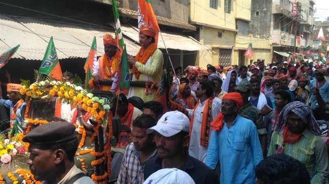 Lok Sabha Election 2019: राजमहल की लड़ाई के लिए हेमलाल मुर्मू ने भरा पर्चा