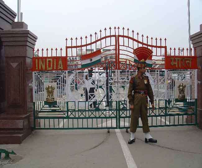 पाक युवक दीवार फांद भारत में घुसा, फिल्मों में काम करने मुंबई जाना चाहता था
