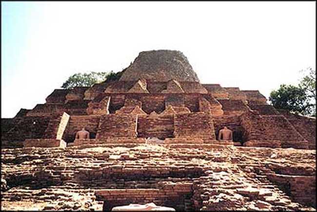 केसरिया स्तूप : अटकी खुदाई तो उपेक्षित होने लगी अनमोल एेतिहासिक धरोहर