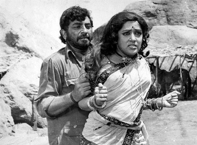 25 वीं पुण्यतिथि पर अमजद ख़ान आये याद, जानिये 'गब्बर सिंह' की ये अनसुनी लव स्टोरी