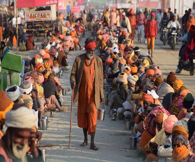 प्रयागराज कुंभ 2019: विहंगम संगम... धर्म ध्वजा से सजी कुंभ नगरी