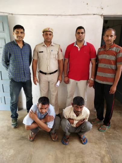एटीएम बदलने वाले गिरोह के आरोपित रिमांड पर