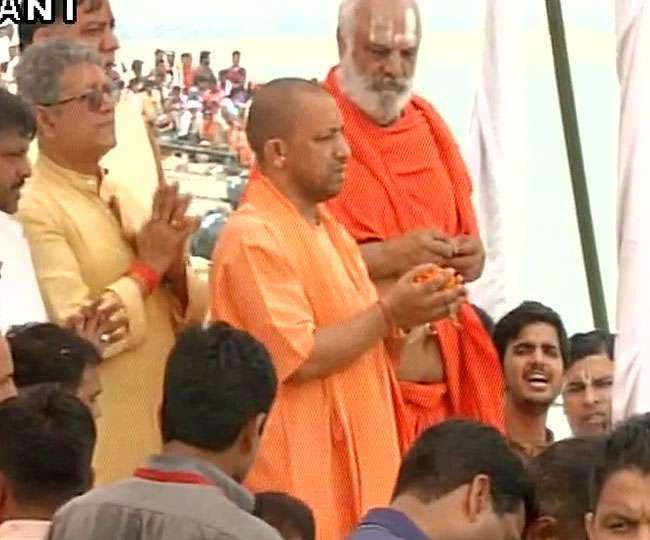 जानें, मुख्यमंत्री योगी आदित्यनाथ के अयोध्या दौरे के क्या हैं सियासी मायने