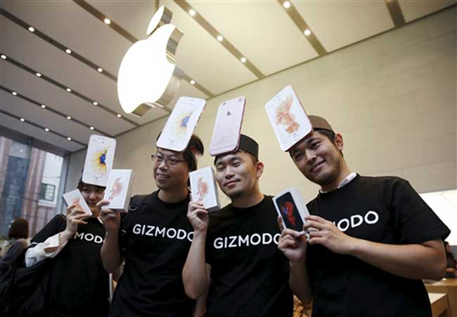 क्या आपको मिला iPhone 6s...!