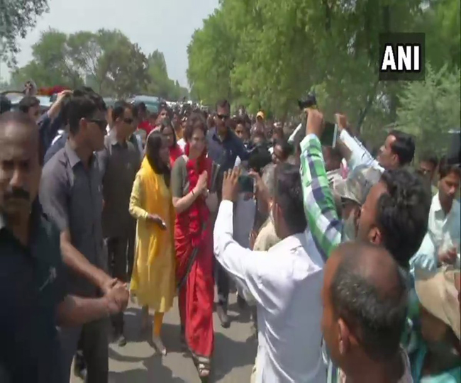 लोकसभा चुनाव को लेकर पीएम मोदी समेत कई अन्य बड़े नेता जनता के बीच दिखाई दिए, देखें तस्वीरें