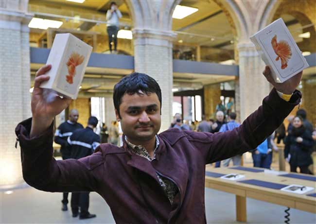 क्या आपको मिला iPhone 6s...!