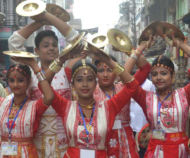तस्वीरों में देखें-आजमगढ में उतरे देश भर के रंग
