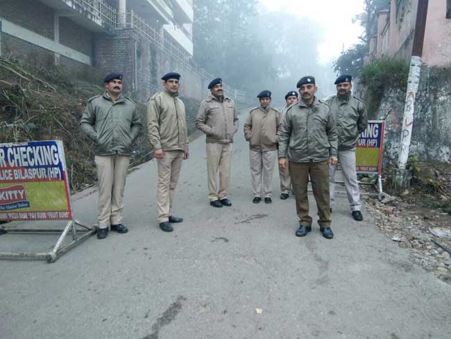 हिमाचल विधानसभा चुनाव मतगणना, देखें तस्वीरें