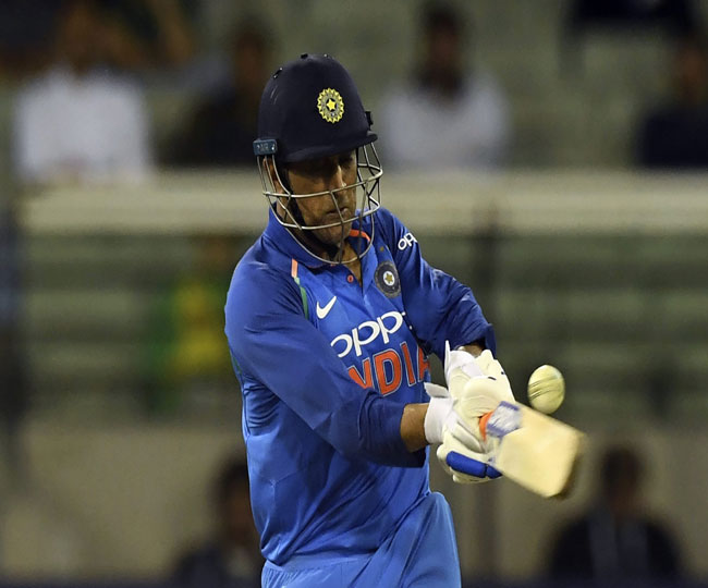 //www.jagranimages.com/images/dhoni_2019_1_18_211841_s.jpg
