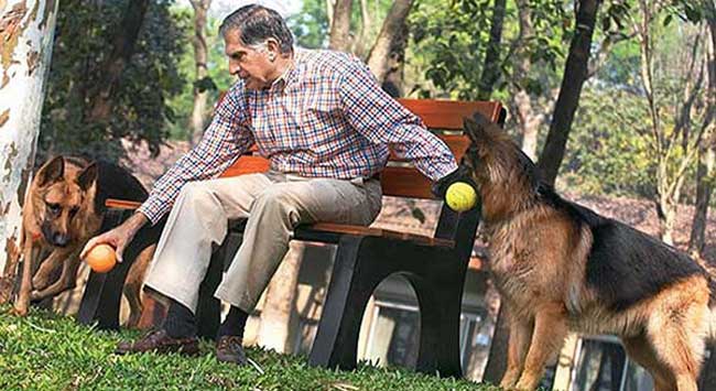 बर्थडे स्पेशल: कुछ ऐसा है रतन टाटा का लाइफ स्टाइल, जेट से लेकर हाईटेक कारों के हैं शौकीन