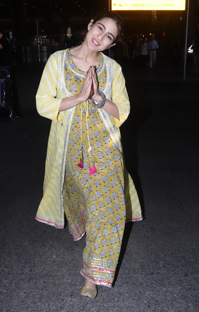 //www.jagranimages.com/images/fsaraairport_2019_3_25_74514_s.jpg