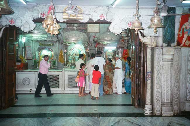 दिल्ली के इस मंदिर में संत तुलसीदास ने रची थी हनुमान चालीसा, देखें तस्वीरें