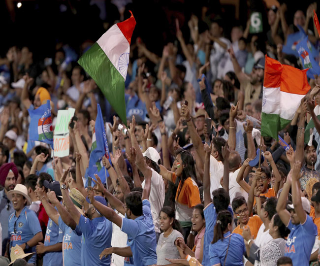 //www.jagranimages.com/images/indian-fans-after-win_2019_1_15_18112_s.jpg