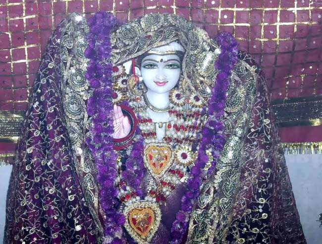 //www.jagranimages.com/images/katyayanipic6_2017_9_26_104413_s.jpg