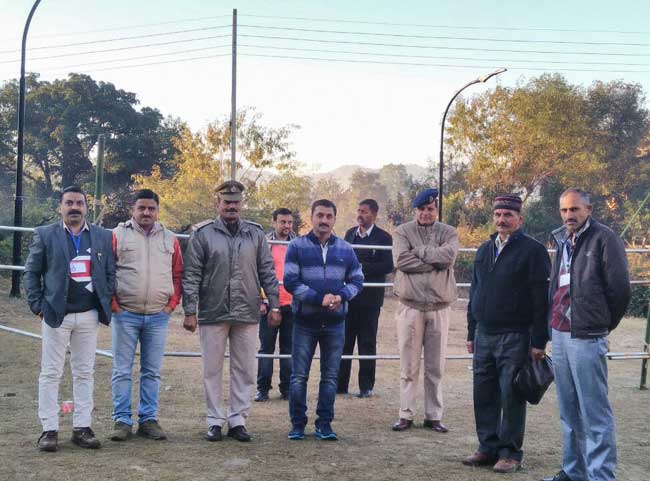 हिमाचल विधानसभा चुनाव मतगणना, देखें तस्वीरें