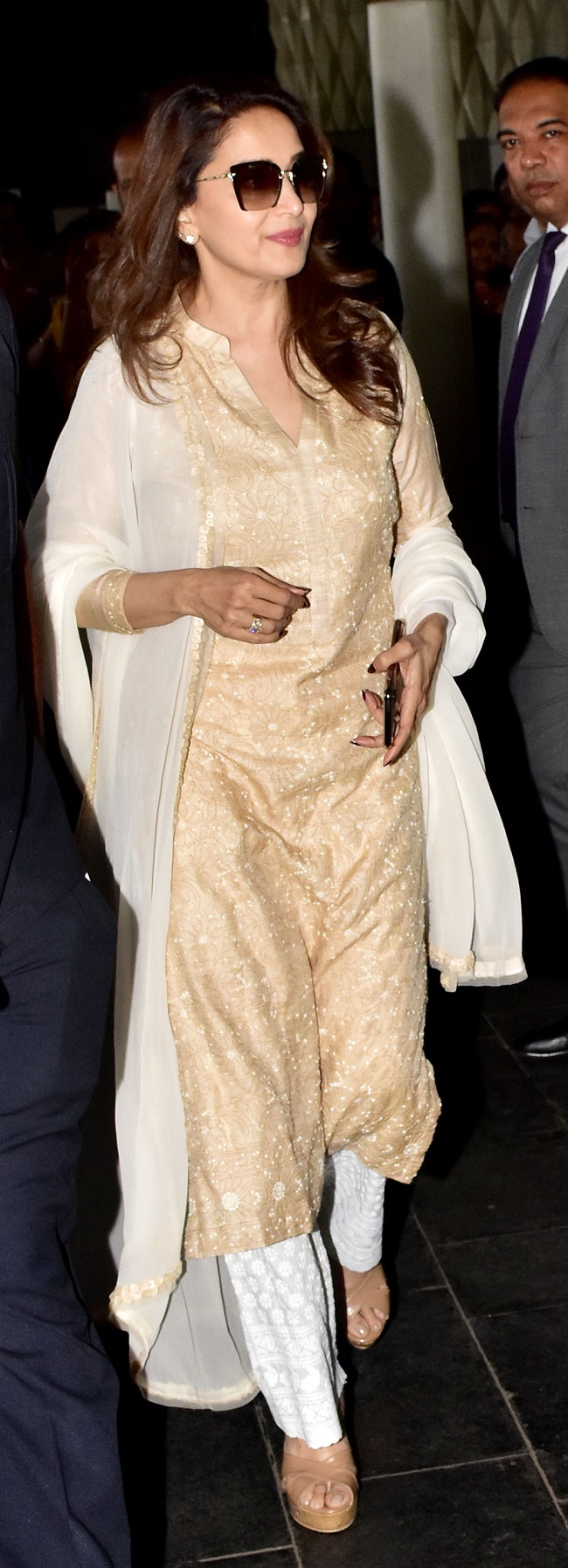//www.jagranimages.com/images/madhuribarjatya_2019_2_24_10550_s.jpg
