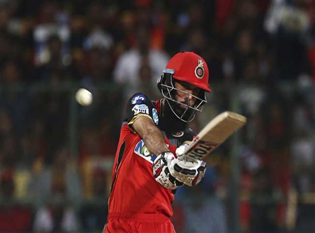 Photos: RCB ने रोमांचक मुकाबले में SRH को 14 रन से हराया