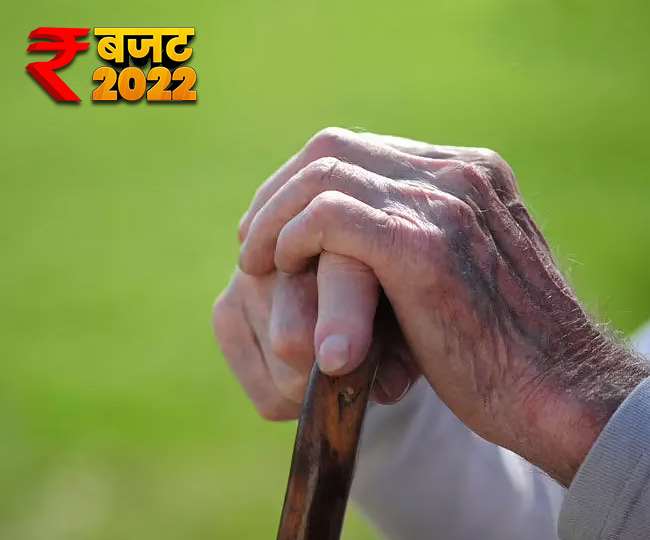Senior Citizen Budget 2022: बुजुर्गों द्वारा इस्तेमाल किए जानें वाली वस्तुओं में जीएसटी छूट मिलने की आस
