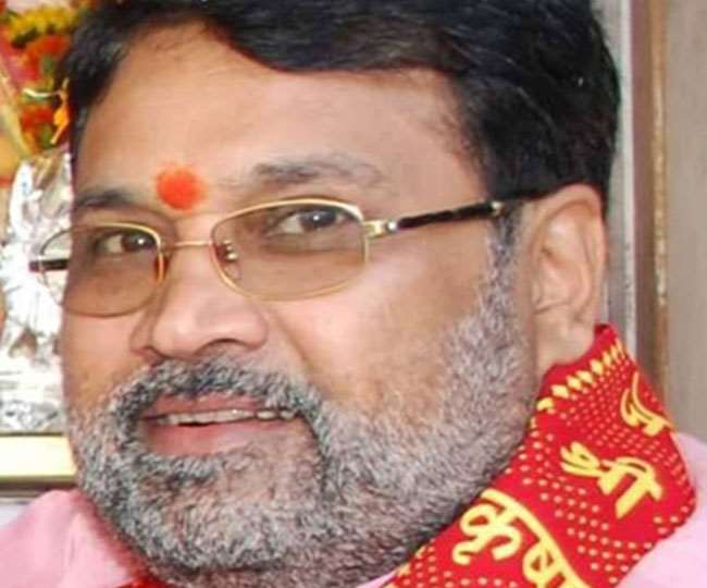 पूर्व मंत्री शर्मा राजकीय सम्मान के साथ पंचतत्व में विलीन, अंतिम दर्शन के लिए उमड़ी भीड़, मुख्यमंत्री ने दी श्रद्धांजलि
