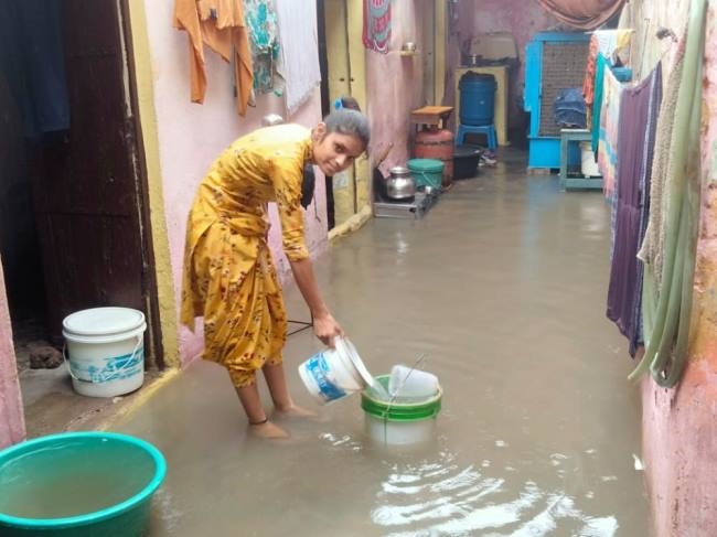 मानसून की पहली वर्षा में बह गए विभाग के सारे दावे