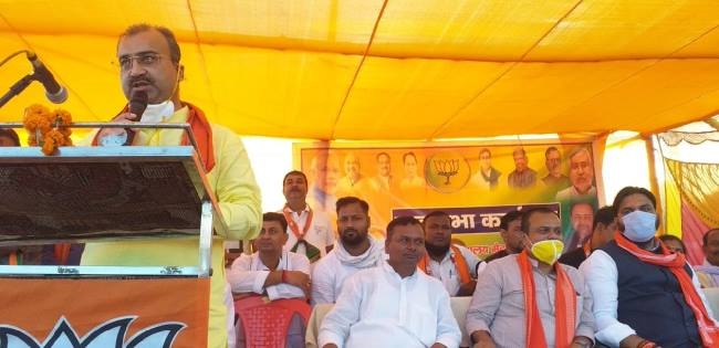 पीएम ने देश में स्थापित किया विकास का कीर्तिमान : मंगल पांडेय