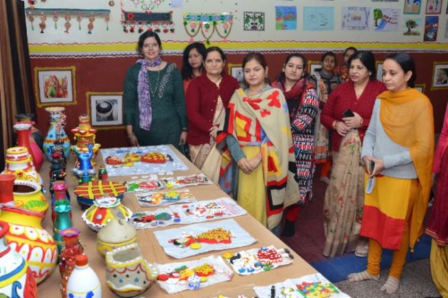 हिदू कालेज में दस दिवसीय फाइन आर्ट वर्कशाप संपन्न