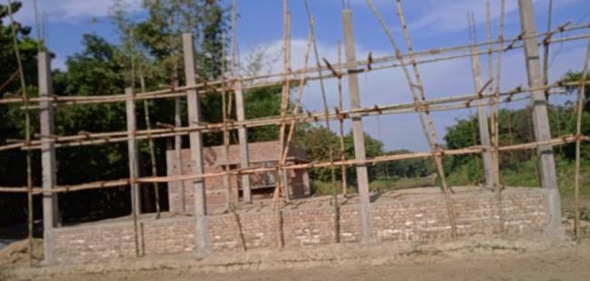 महराजगंज में धन के बाद भी लटका अंत्येष्टि स्थल का निर्माण