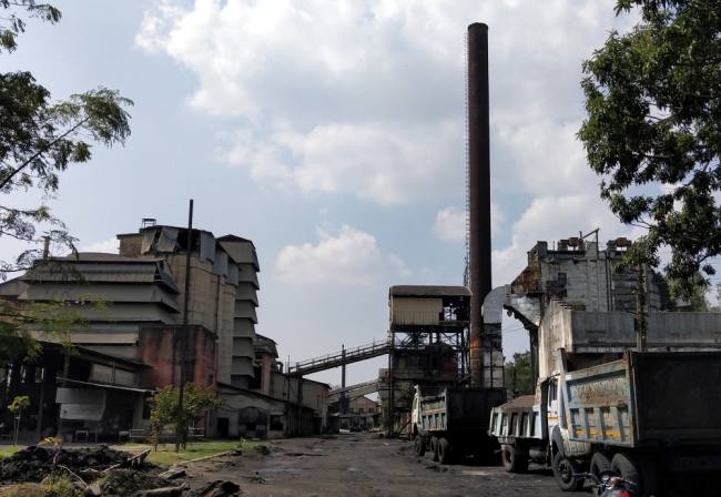 इतिहास बनकर रह जाएगा खलारी सीमेंट कारखाना