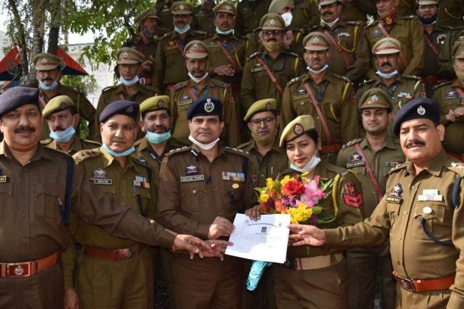 उत्कृष्ट प्रदर्शन करने वाले 243 अधिकारियों को प्रशस्ति पत्र