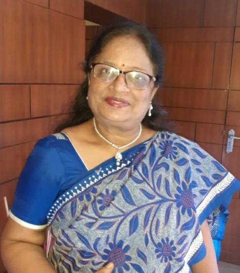 आप एक मोबाइल देंगे तो शुरू हो सकेगी एक बच्चे की पढ़ाई-लिखाई