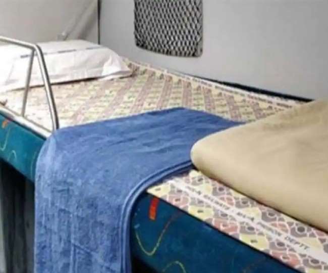 रेल यात्रियों को फिर से मिलेगा चादर, कंबल और तौलिया, मालदा रेल मंडल की महत्वपूर्ण ट्रेनों में होगी पहली जैसी सुविधा