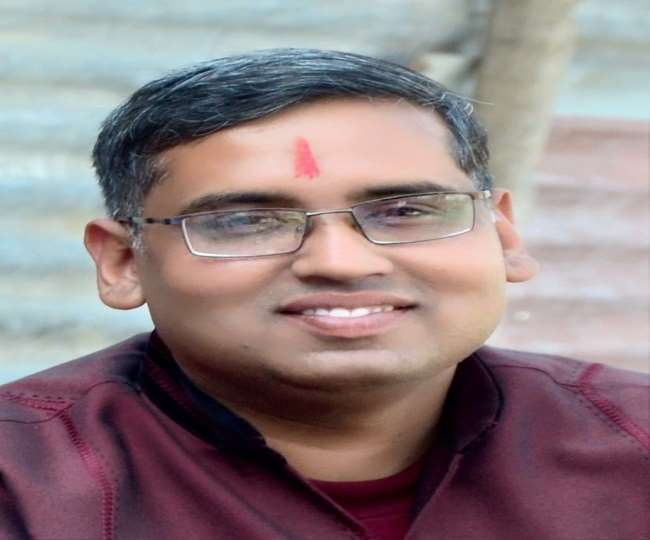 आप भी जानें, ज्योतिषाचार्य की जुबानी कि New Year 2021 में ग्रह आपके जीवन में क्या प्रभाव डालेंगे