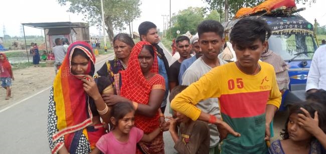 तेज रफ्तार बोलेरो की चपेट में आने से महिला की मौके पर मौत