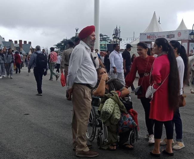 शिमला में मानसून के बावजूद बढ़े सैलानी