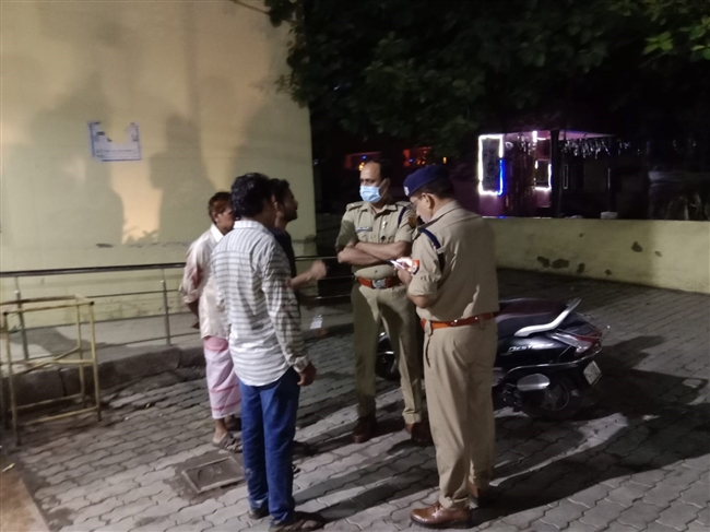 दो पक्षों में गोली व चापड़ चले, एक की मौत व दूसरा घायल