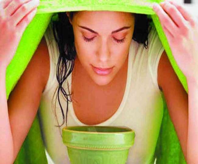 डॉक्टर की सलाह : संक्रमण के तीन दिनों तक करें गरारा और लें भाप, निष्क्रिय हो सकता है कोरोना