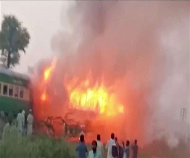 Pakistan Train Fire: मारे गए लोगों की पहचान के लिए डीएनए परीक्षण कराने की योजना