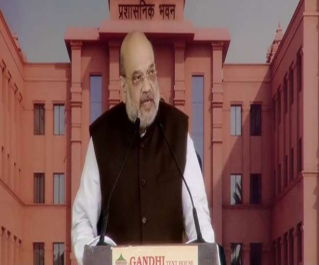 अमित शाह बोले-यूपी में योगी आदित्यनाथ के राज में माफिया मुर्गा बनकर समर्पण करने को मजबूर
