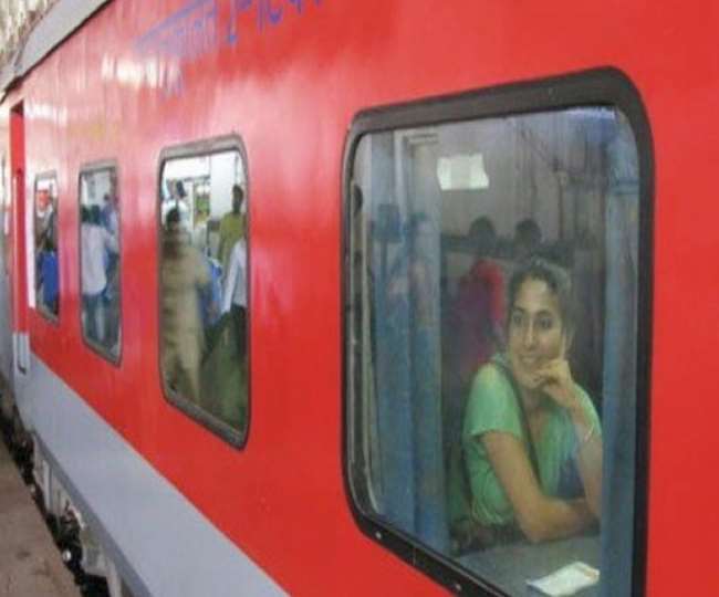 Indian Railway: चक्रवात जवाद व कोहरे ने ट्रेनों की रफ्तार पर लगाया ब्रेक