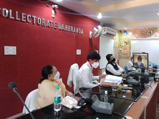 शहरी क्षेत्र के सभी नाले व कलवर्ट की सफाई के बचे काम को 15 जून तक करें पूरा : जिलाधिकारी