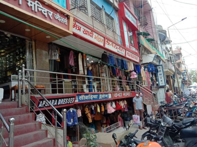 41 दिनों बाद बाजार की बढ़ी रौनक, उमड़ी भीड़