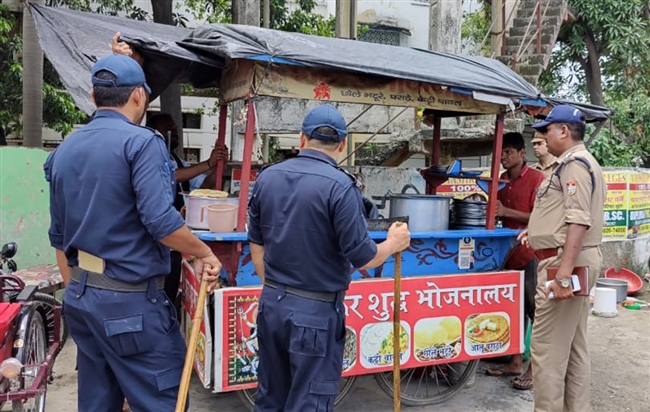 किच्छा बाइपास से हटाया अतिक्रमण