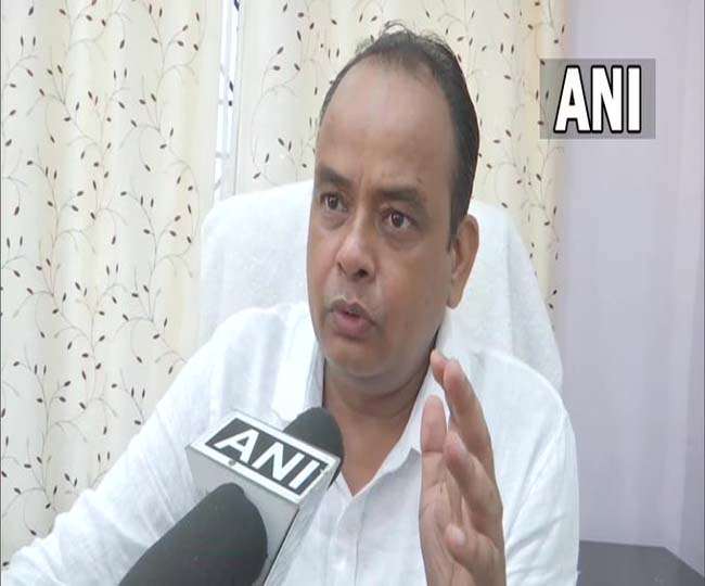 Jamtara MLA Irfan Ansari ने तालिबान के समर्थन और अमेरिका के विरोध में कह दी यह बात, पढ़ें-ट्विटर पर कैसे-कैसे मिल रहे जवाब