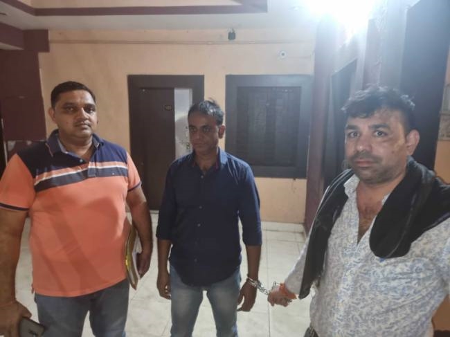 दिल्ली में होटल व्यवसायी को 70 लाख का चूना लगाने वाला युवक रामगढ़ में पकड़ाया
