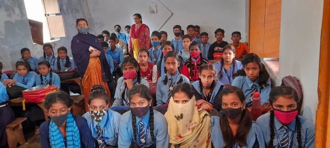 कोरोना काल के बाद पटरी पर लौट रहा पठन-पाठन